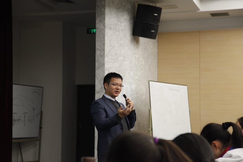 世界动物保护协会与北京自然向导科普传播中心签署合作备忘录